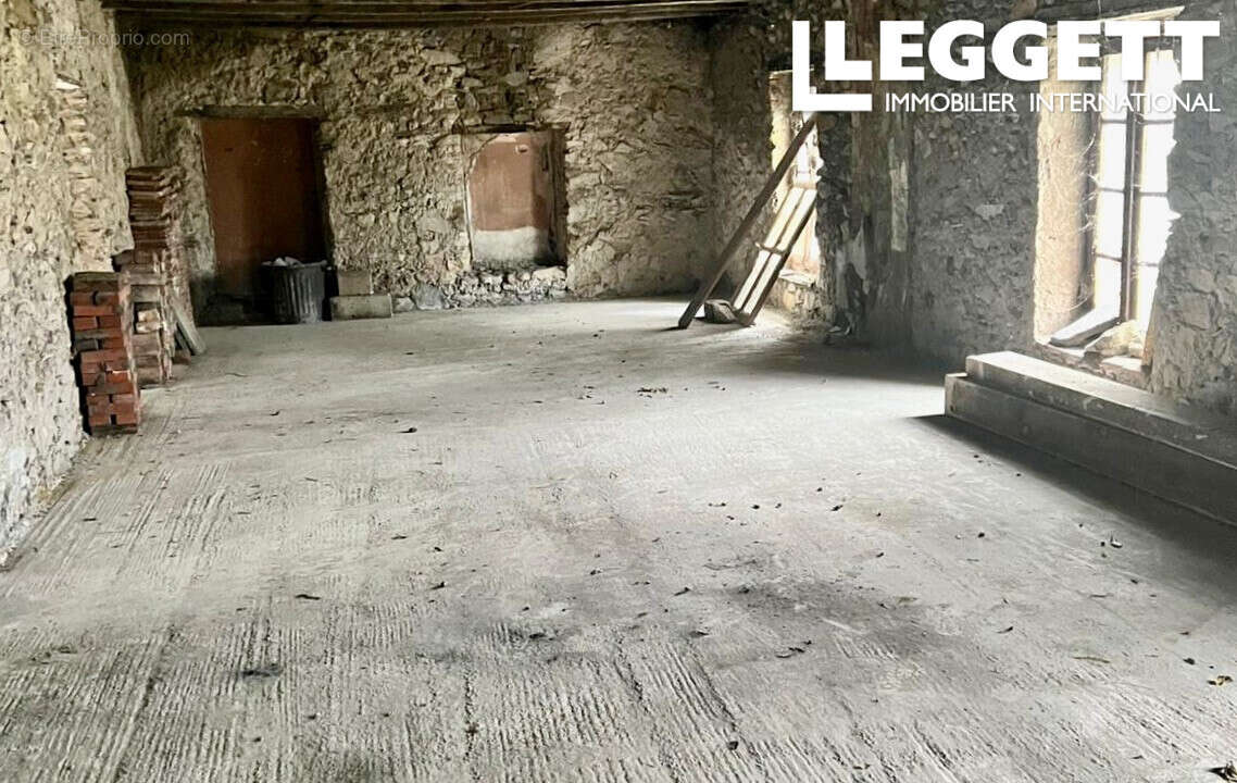 Maison à MOLIERES-SUR-CEZE