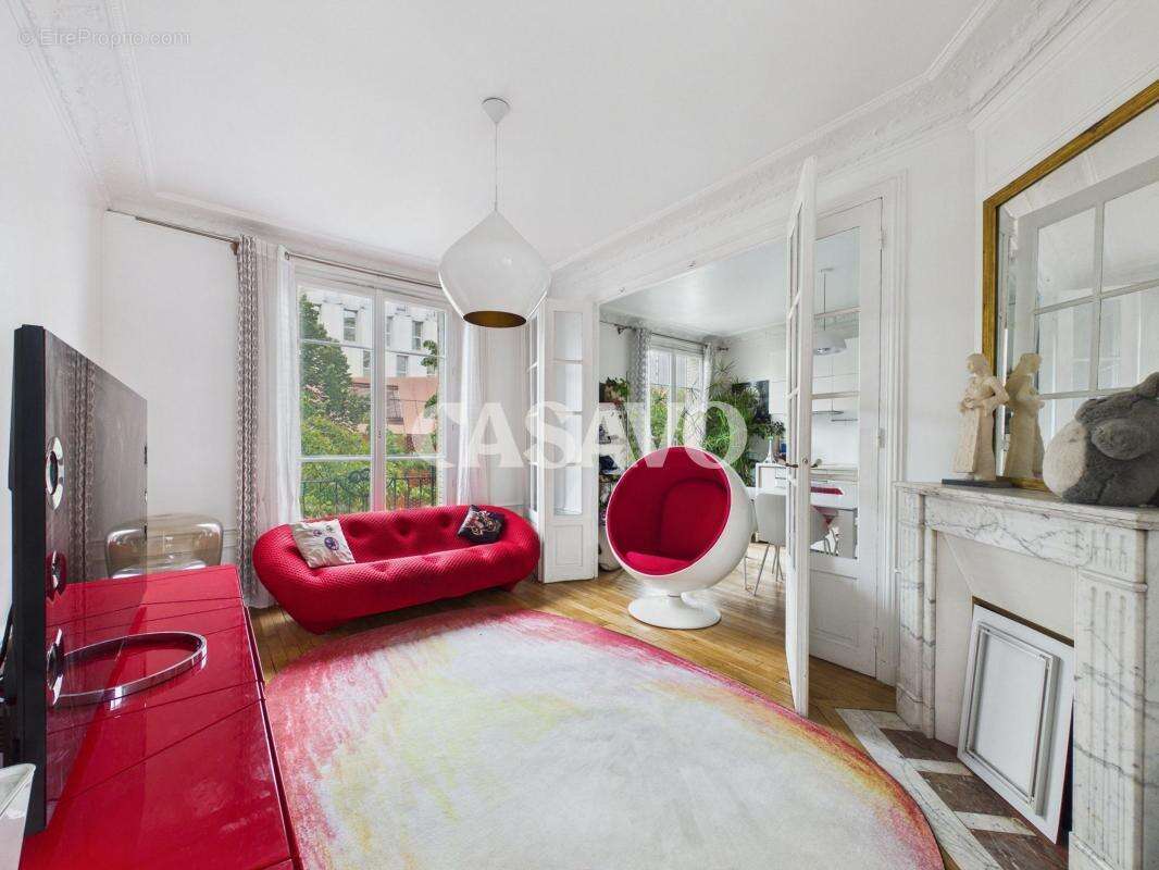 Appartement à PARIS-20E