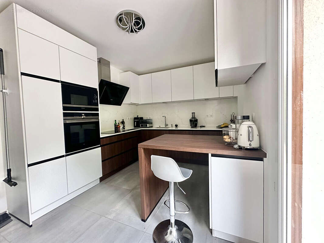 Maison à MAGNY-LE-HONGRE