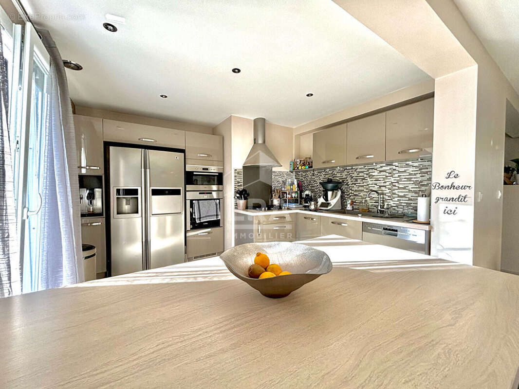 Maison à PONTAULT-COMBAULT