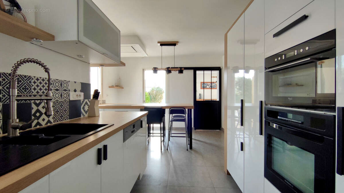 Maison à LES SORINIERES