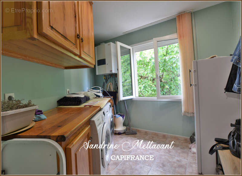 Maison à SAINT-THIBERY