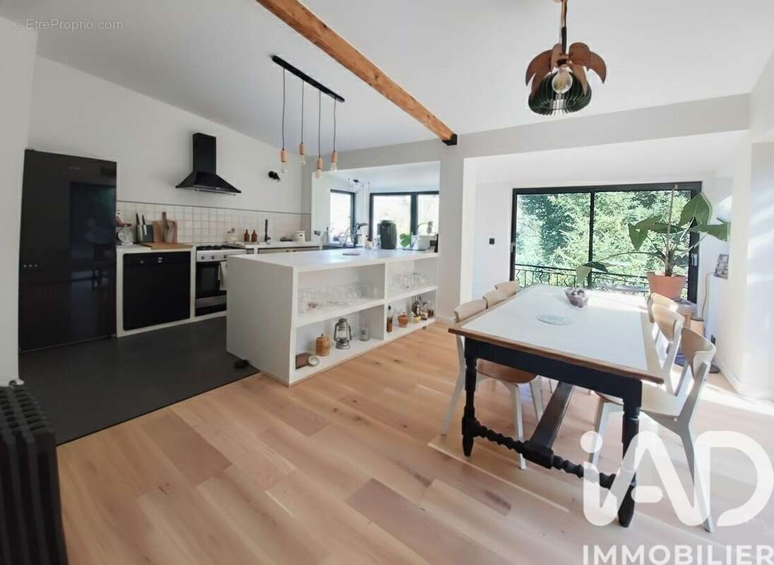 Photo 3 - Maison à SAINT-JEAN-DU-PIN