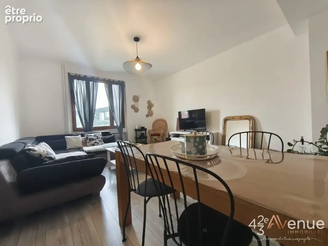 Appartement 4 pièces 97 m² à vendre à Saint-Etienne (42000) - photo 5