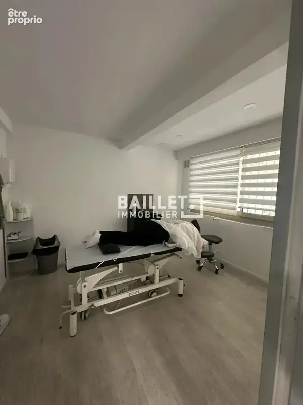 Antibes – bureau de 109 m² à vendre – proche port vauban - photo 6