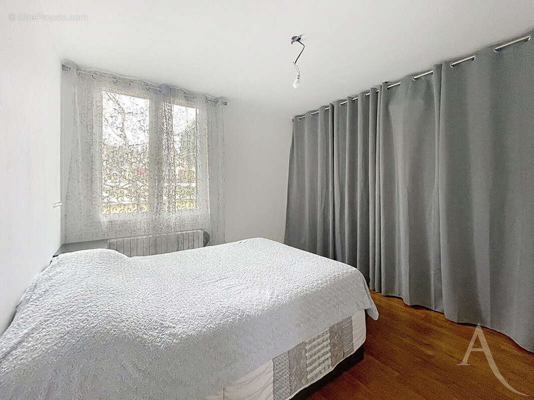 Maison 4 piéces - 2 chambres - sous-sol total - jardin - BONNIERES SUR SEINE - centre ville - photo 5