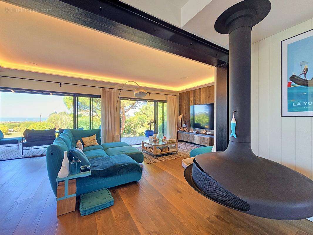 Maison 328 m² à L'houmeau  - photo 15