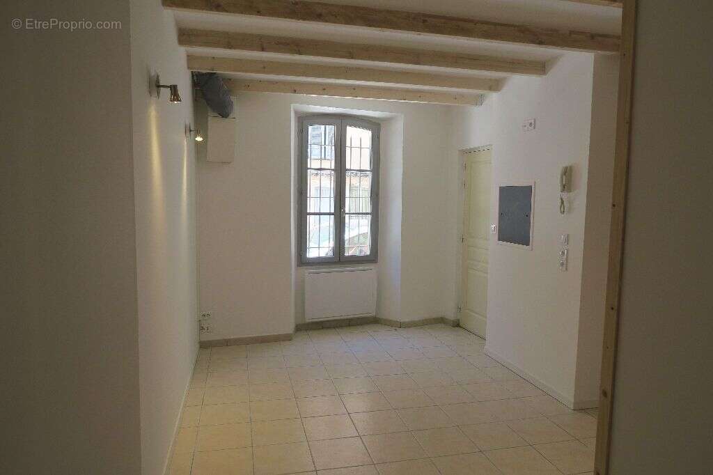 Appartement à LAMBESC