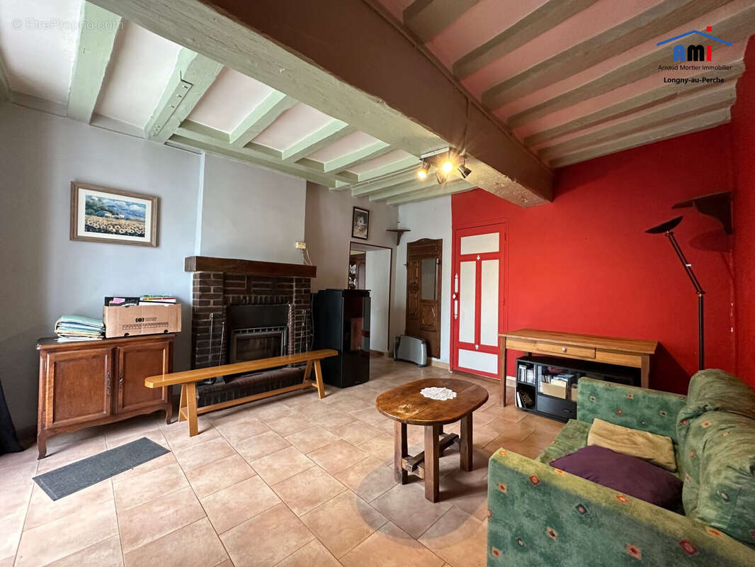 Maison à LONGNY-AU-PERCHE