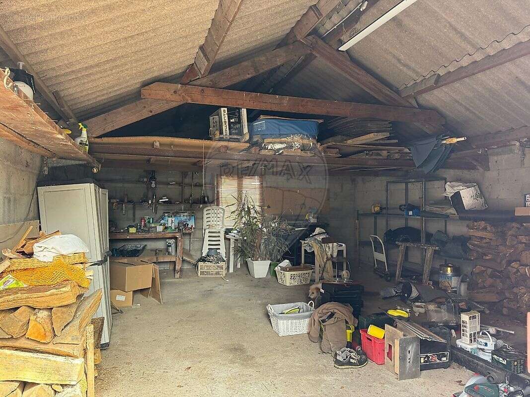 Maison à LA GUERCHE-SUR-L'AUBOIS