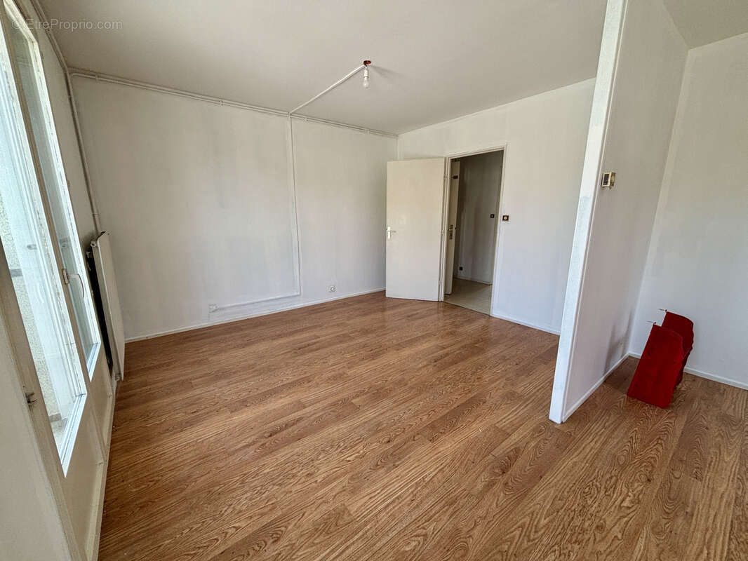 Appartement à SAINT-ANDRE-LES-VERGERS