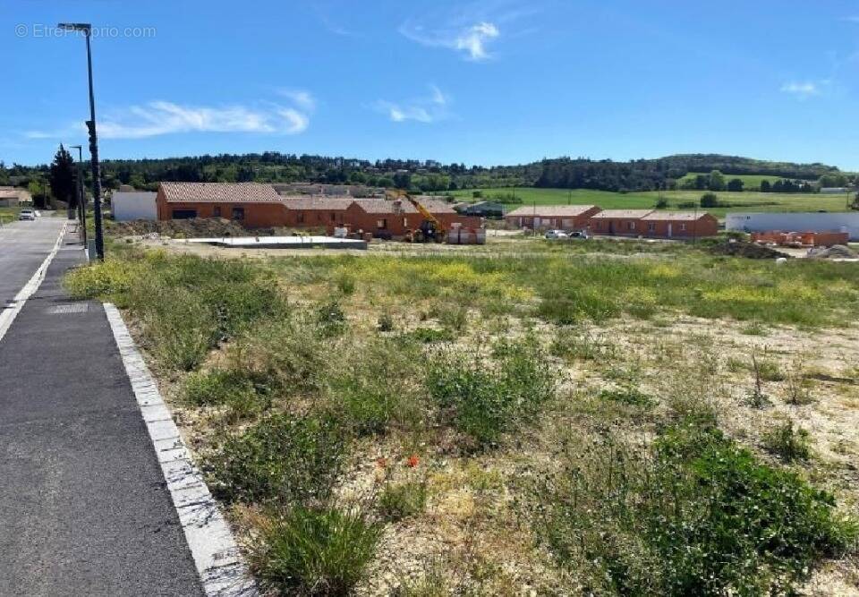 Terrain à LAVALETTE