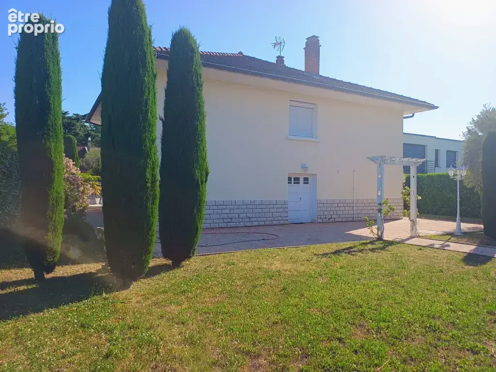 Maison 2X100 m2 sur 888 m2 de terrain - photo 5
