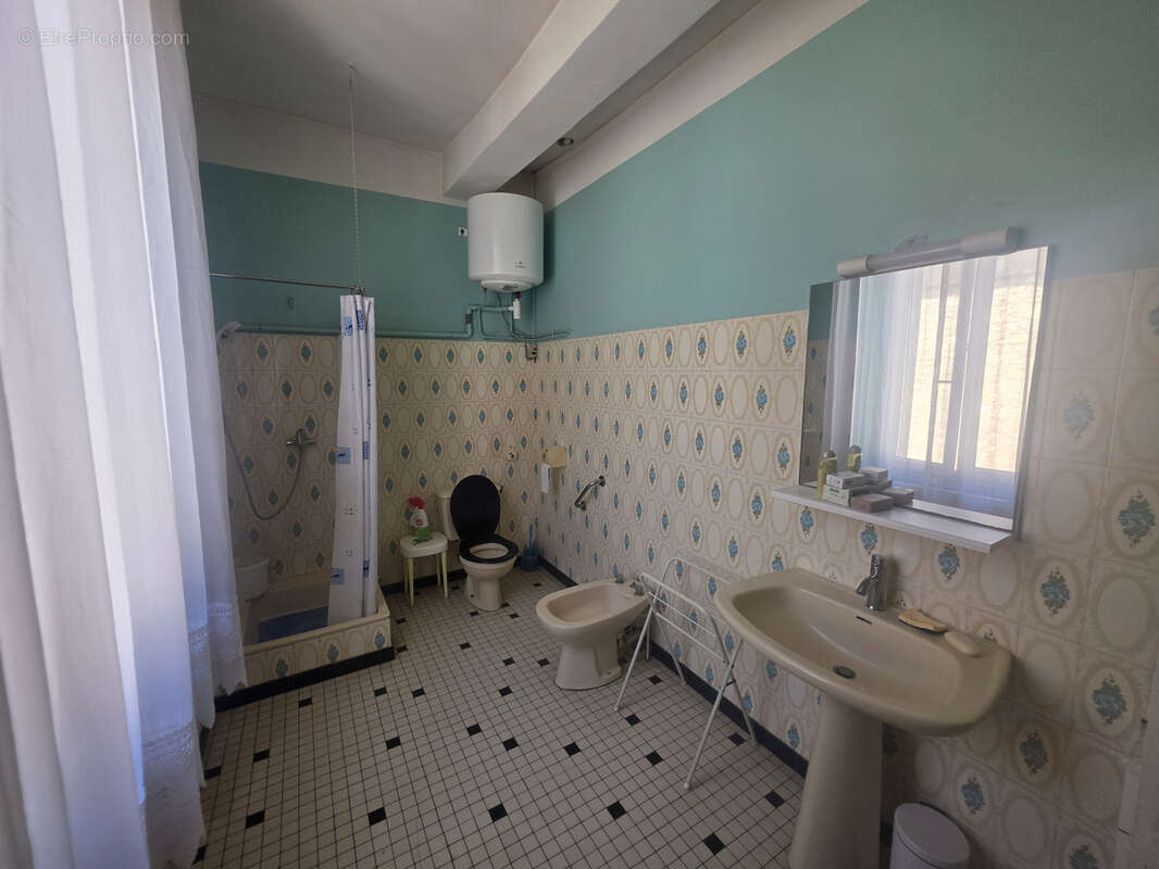 Maison à SALLES-D&#039;AUDE