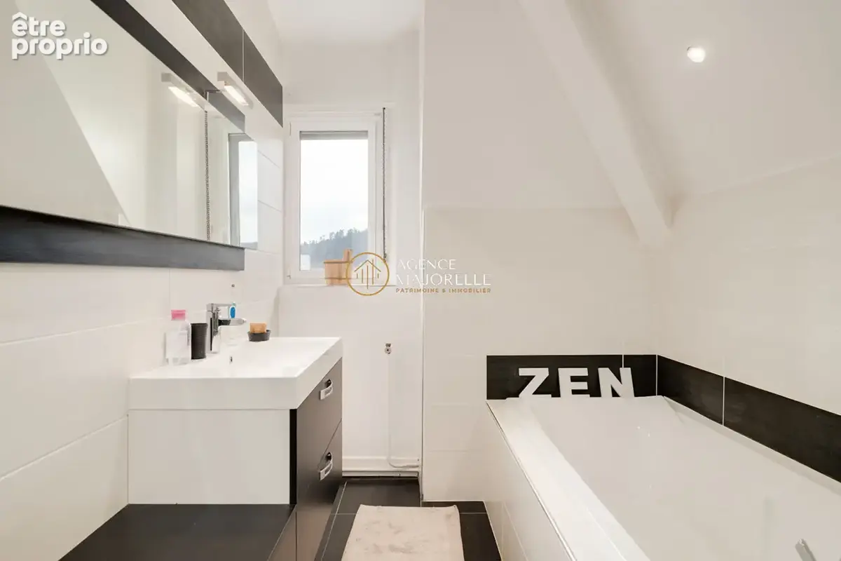 Épinal ,  Maison bourgeoise 250 m² avec  piscine et vue Moselle - photo 12