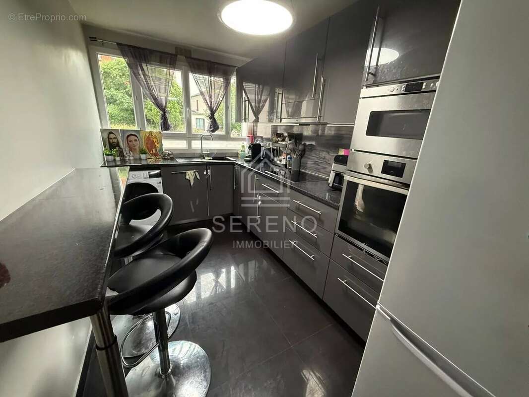 Appartement à FONTENAY-SOUS-BOIS