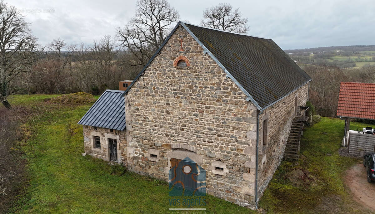 Maison à CHARENSAT