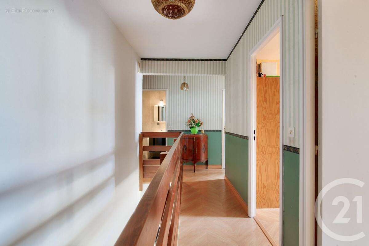 Appartement à FONTENAY-SOUS-BOIS