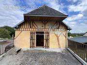 Maison à LE MENIL-DE-BRIOUZE