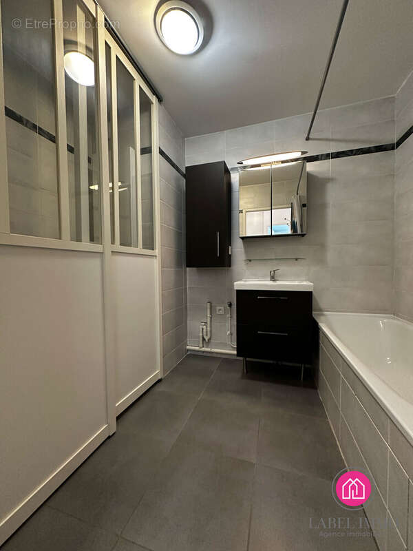 Appartement à COURCHELETTES