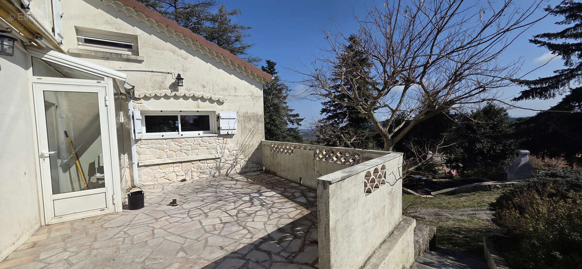Maison à CHAMPIS