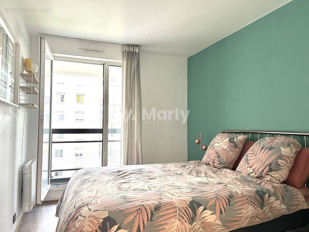 Appartement à PARIS-19E