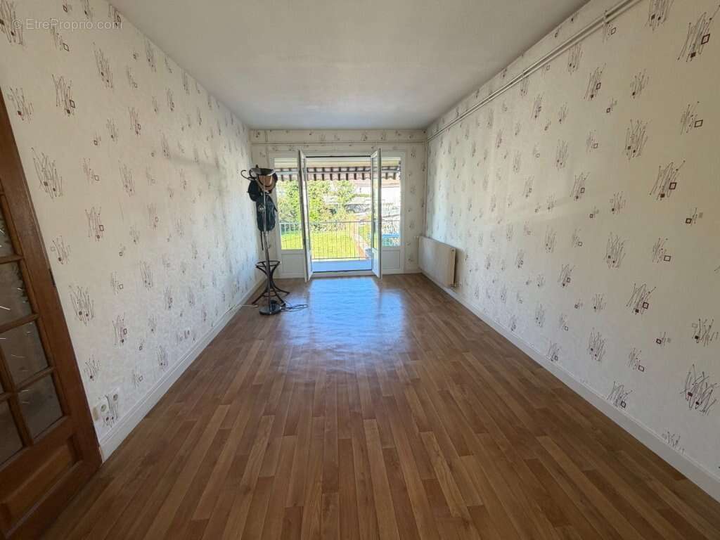 Appartement à TORCY