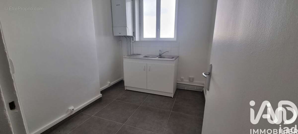 Photo 6 - Appartement à VILLIERS-LE-BEL