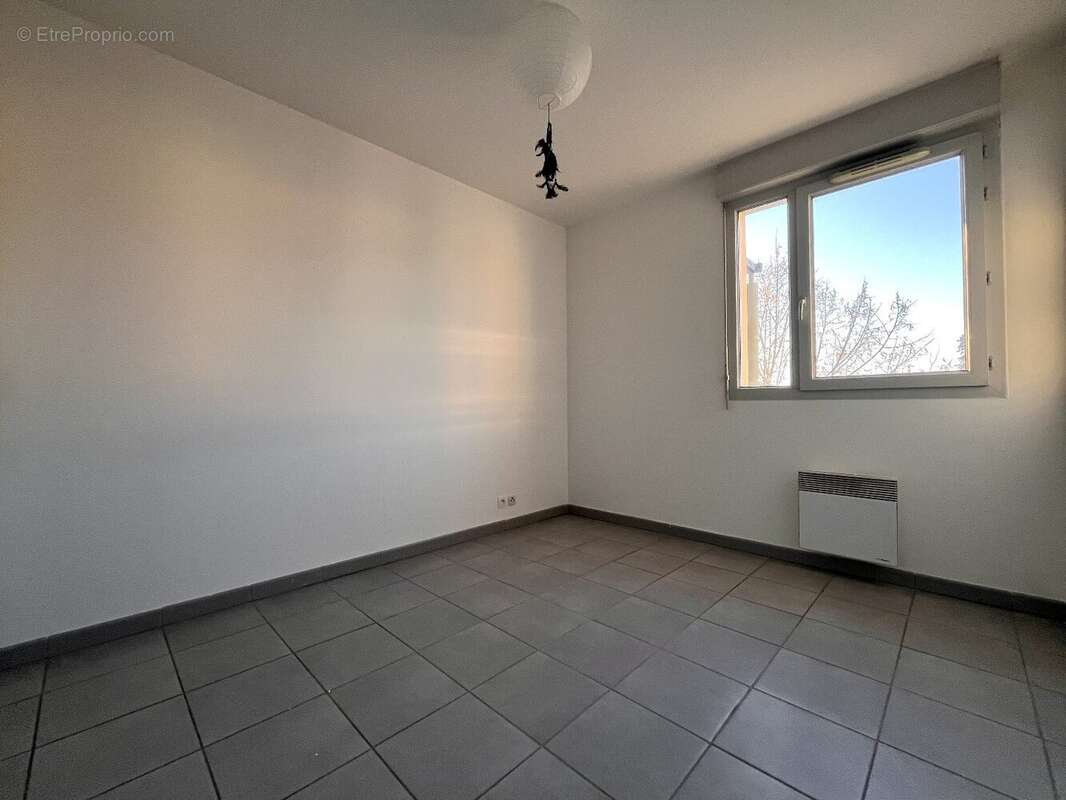 Saint-simon - spacieux t2 de 41,60m² avec balcon et 2 places de parkings - photo 12