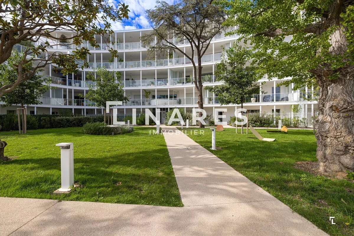 Appartement à MARSEILLE-8E