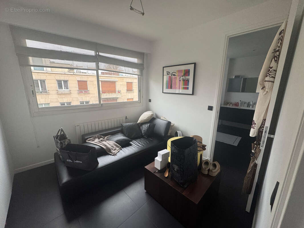 Appartement à NEUILLY-SUR-SEINE