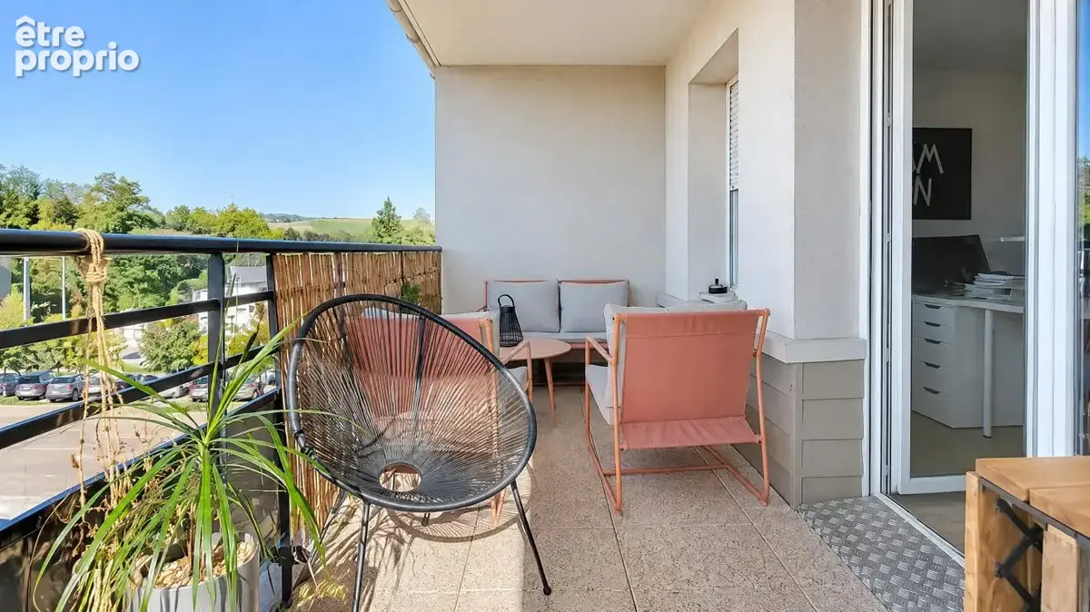Appartement - 2 chambres - Balcon - Parking - photo 4