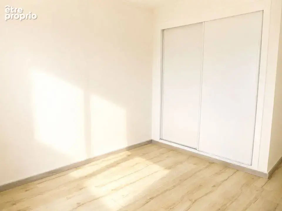 Appartement 101 m² à Lanester  - photo 7