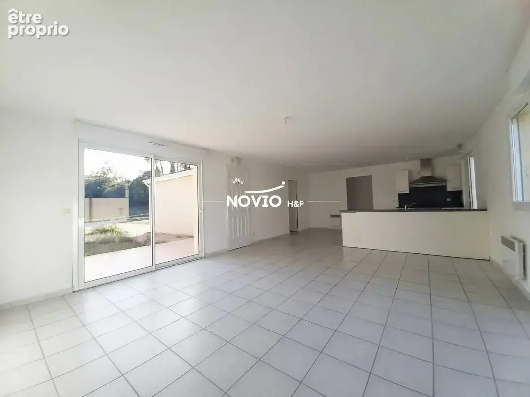 Maison 4 pièces 94 m² à vendre à Jaunay-Clan (86130) - photo 3