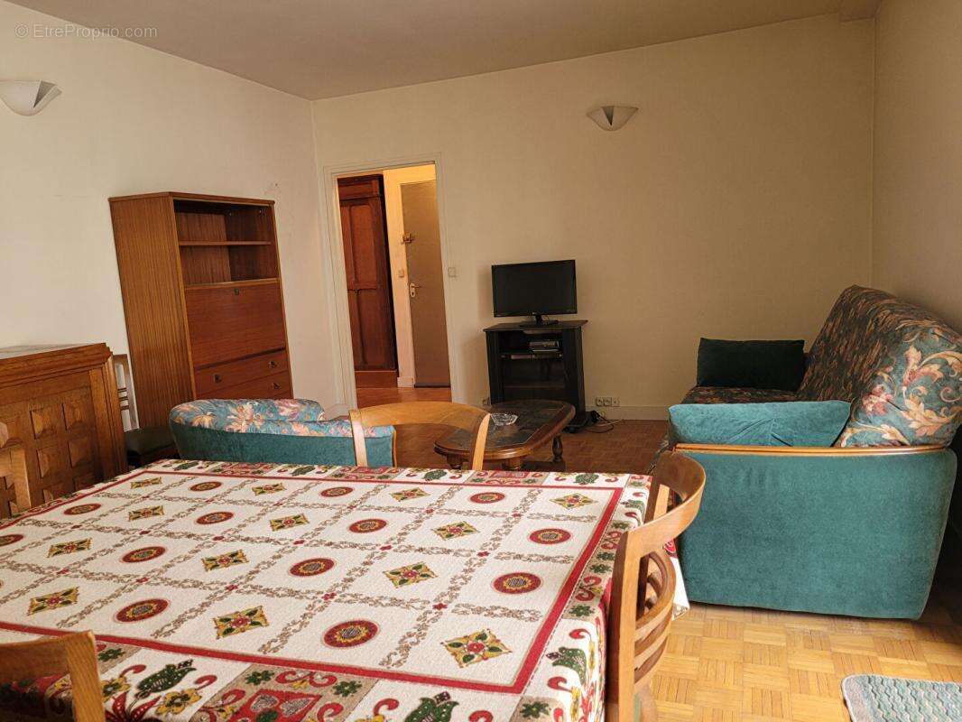 Appartement à PARIS-12E