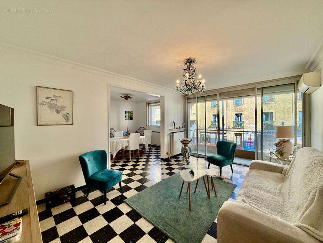 Appartement à BEZIERS