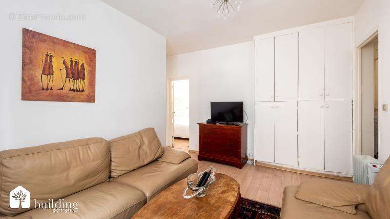 Levallois-Perret Mairie - Appartement 3 pièces avec deux caves de 49 m² - photo 4