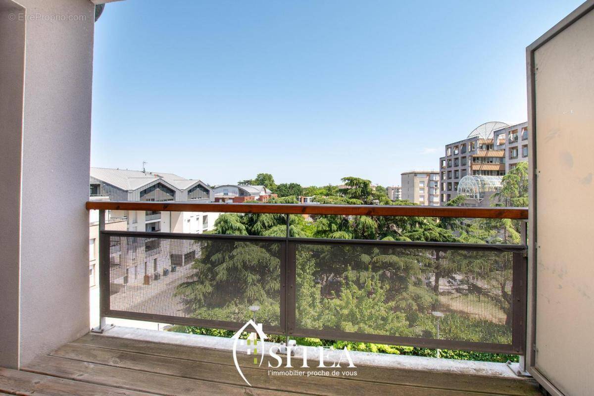 Appartement à COLOMIERS