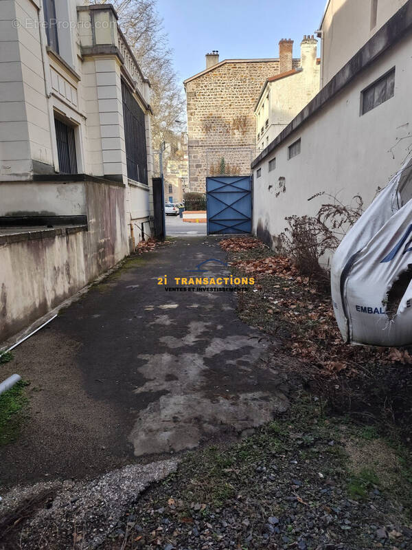 Commerce à SAINT-ETIENNE