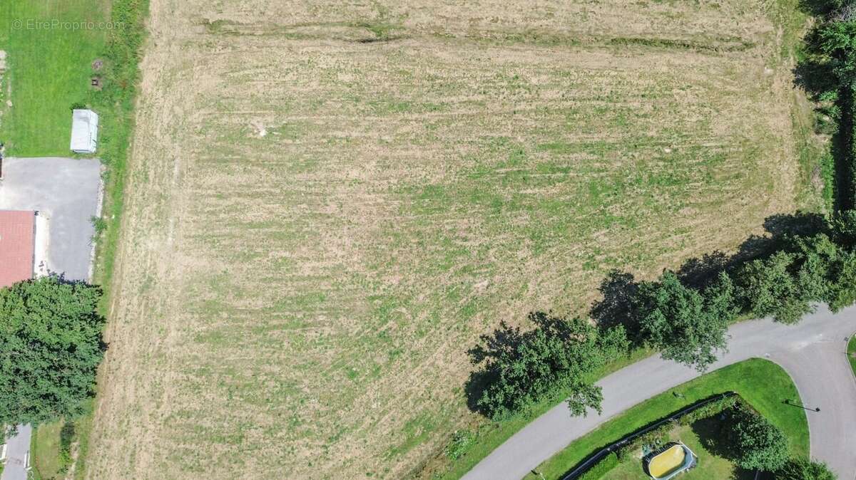 Terrain à SAINT-ANDRE-SUR-VIEUX-JONC