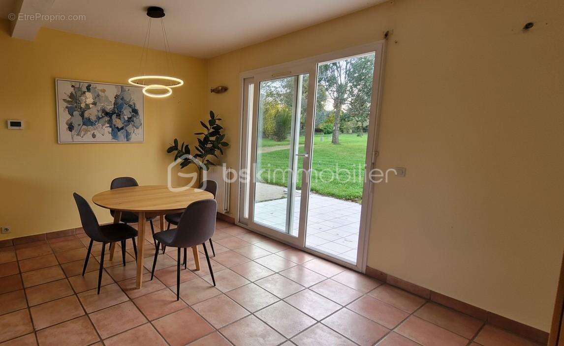 Maison à PLOUIGNEAU