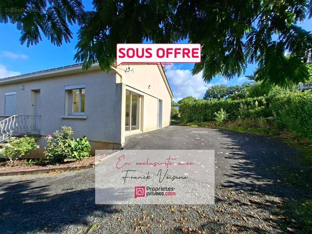 Maison à SAINT-MICHEL-MONT-MERCURE