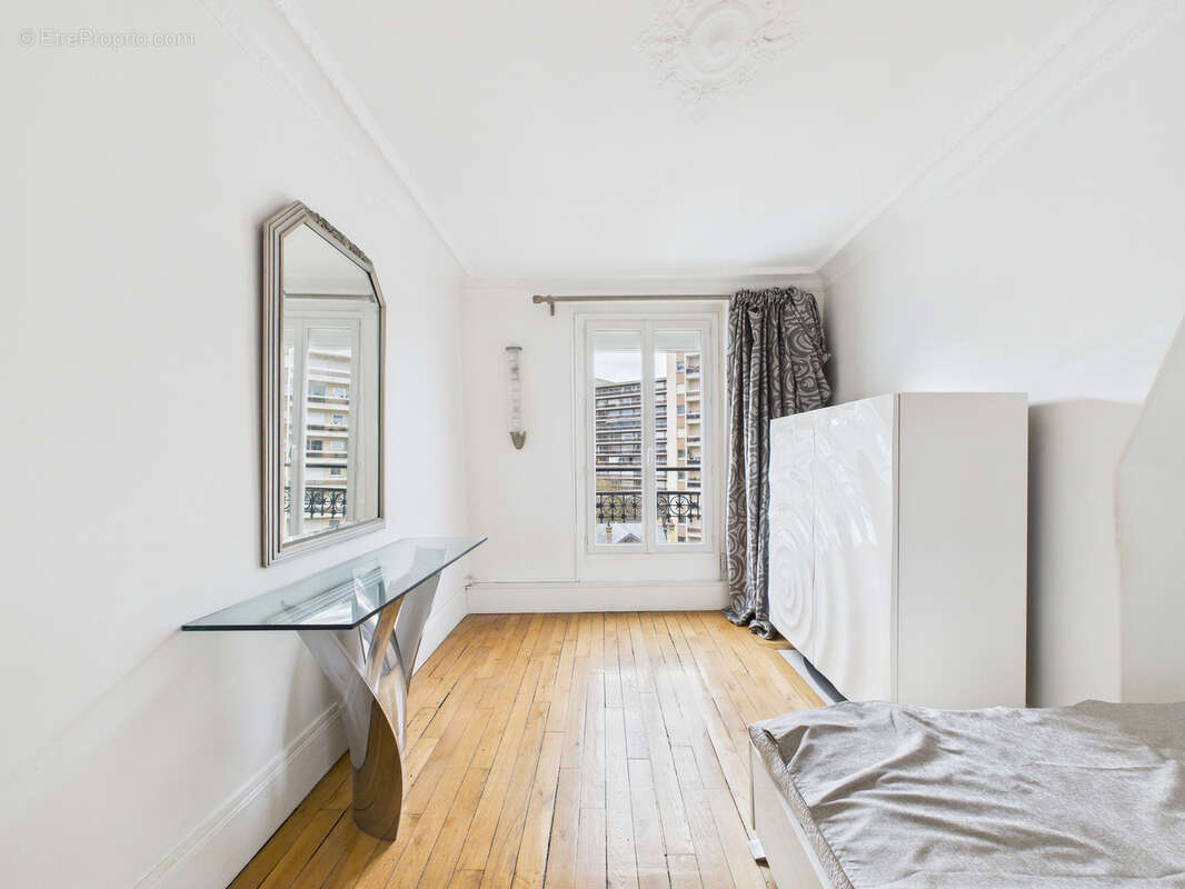 Appartement à PARIS-12E