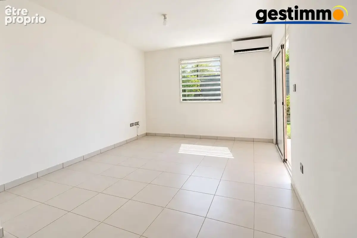 Appartement 2 pièces 43 m² à vendre à Remire-Montjoly (97354) - photo 2