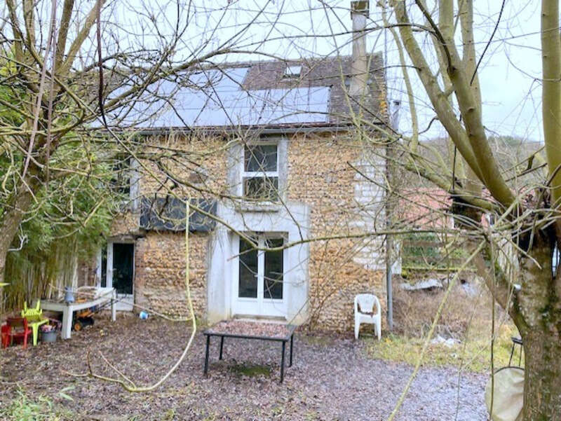 Maison à CERISIERS
