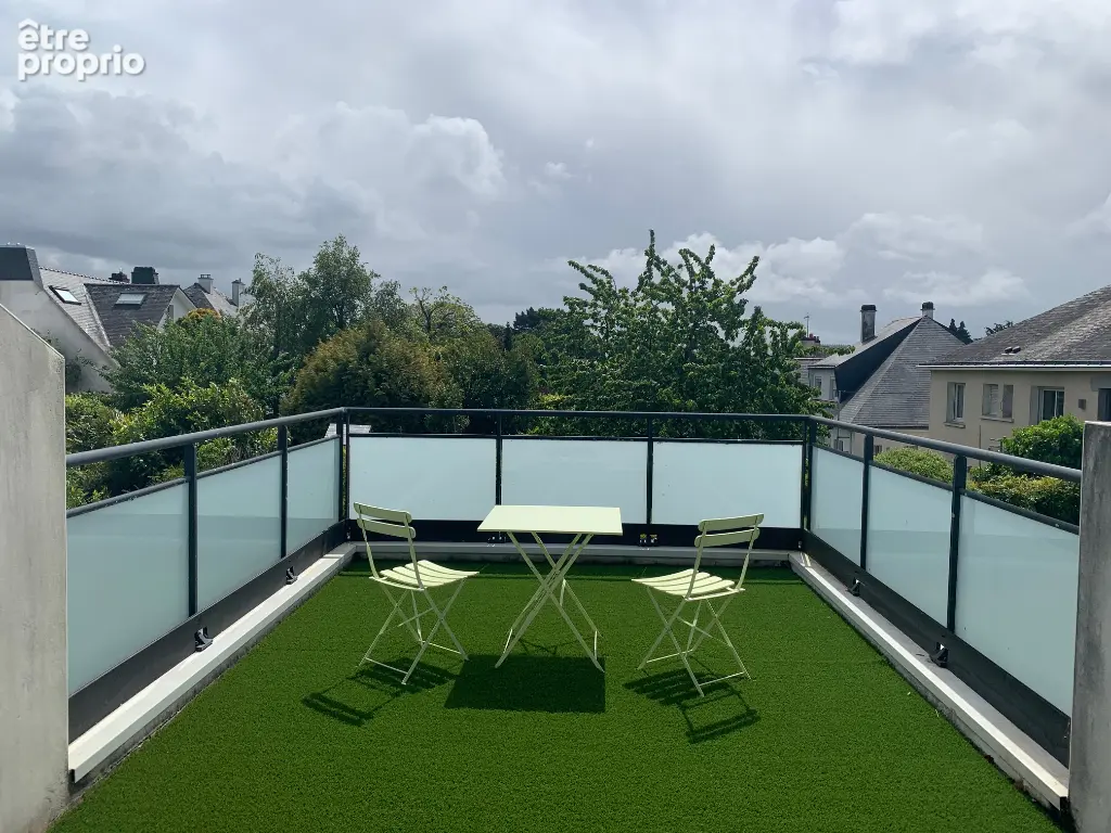 Maison contemporaine dans une rue au calme avec jardin paysagé et spa - photo 11