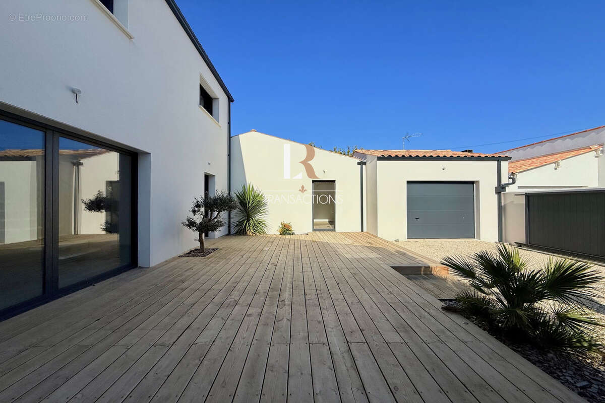 Maison à LA ROCHELLE