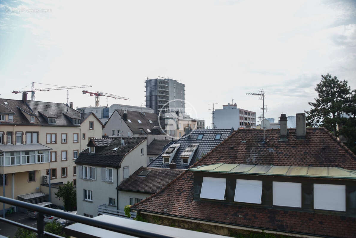 Appartement 84 m² à Saint-Louis  - photo 6