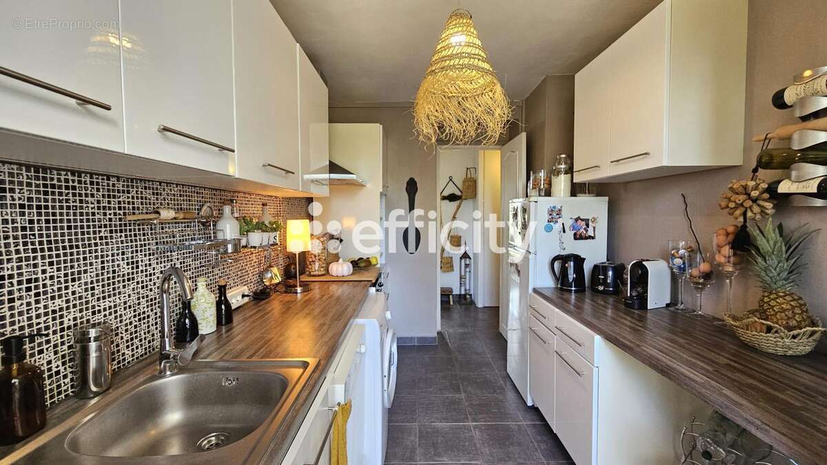 Appartement à LIMAS