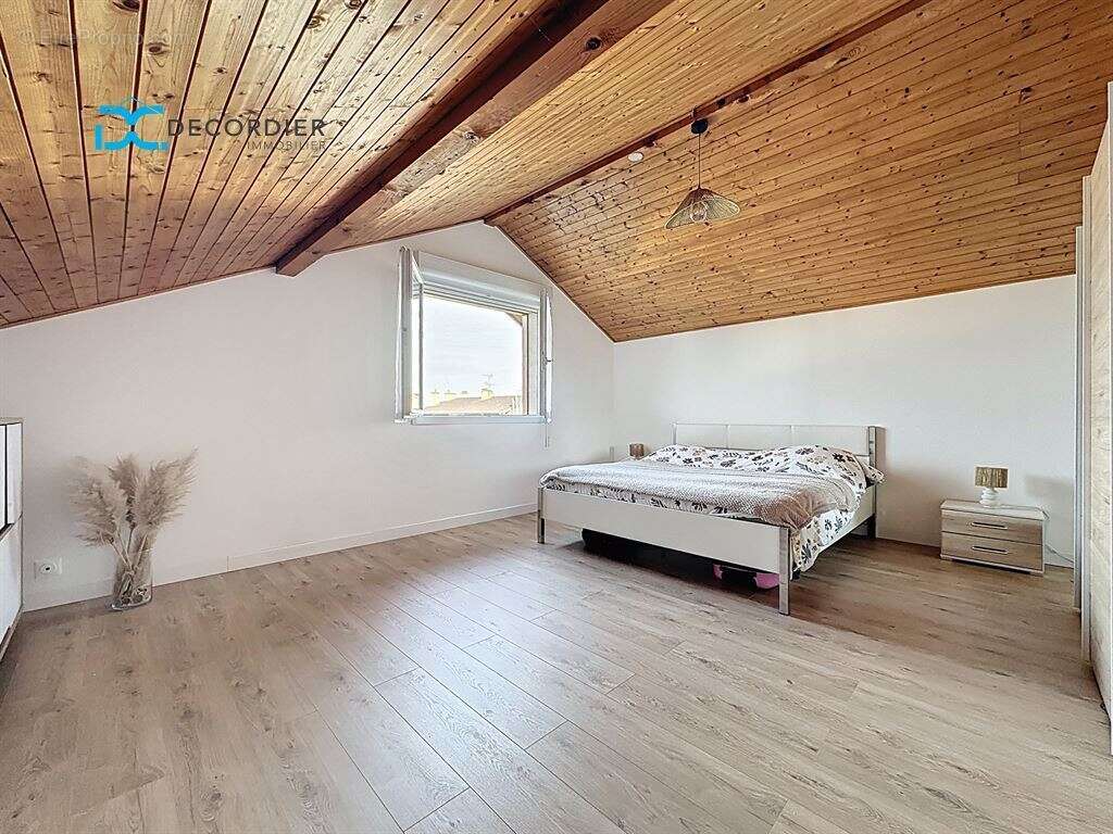 Maison à NEUVECELLE